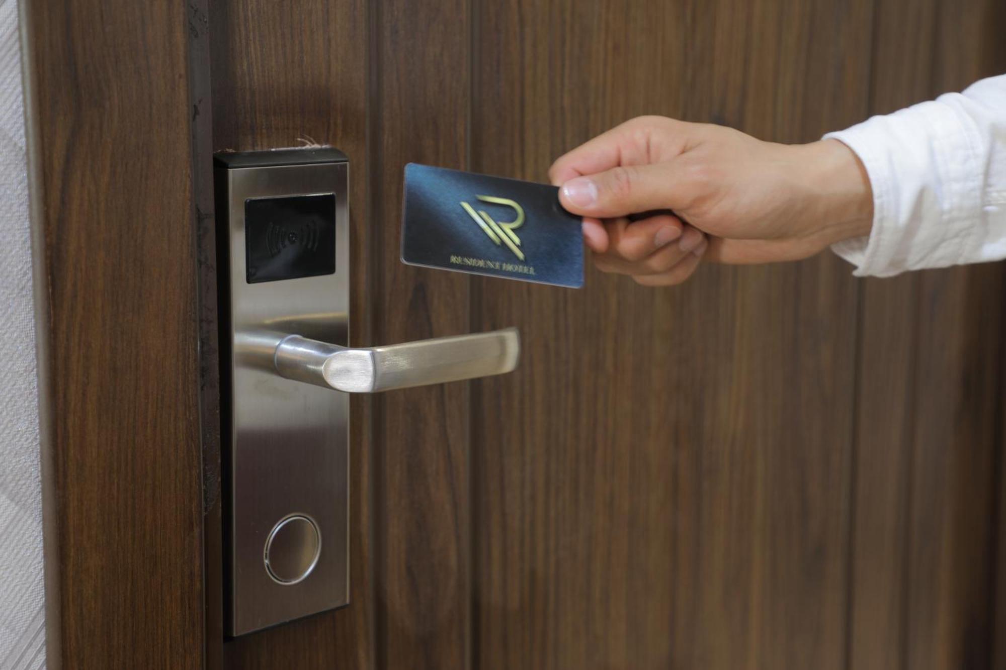 Resident Hotel Tasken Kültér fotó