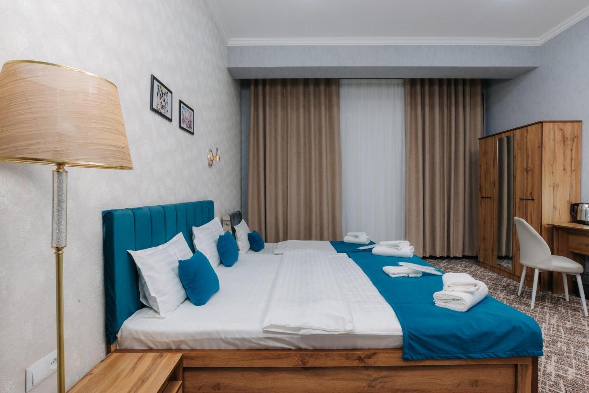 Resident Hotel Tasken Kültér fotó