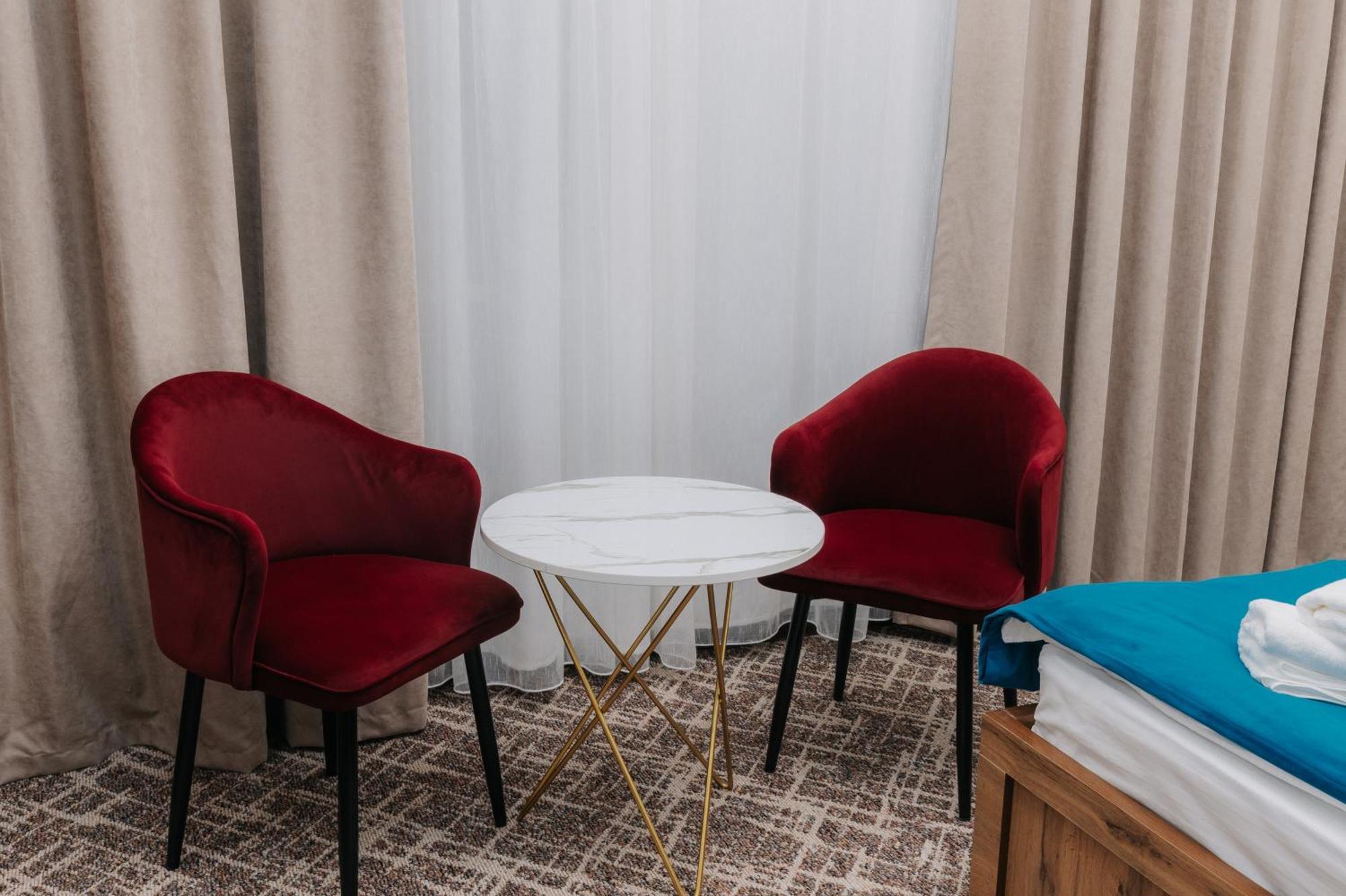 Resident Hotel Tasken Kültér fotó